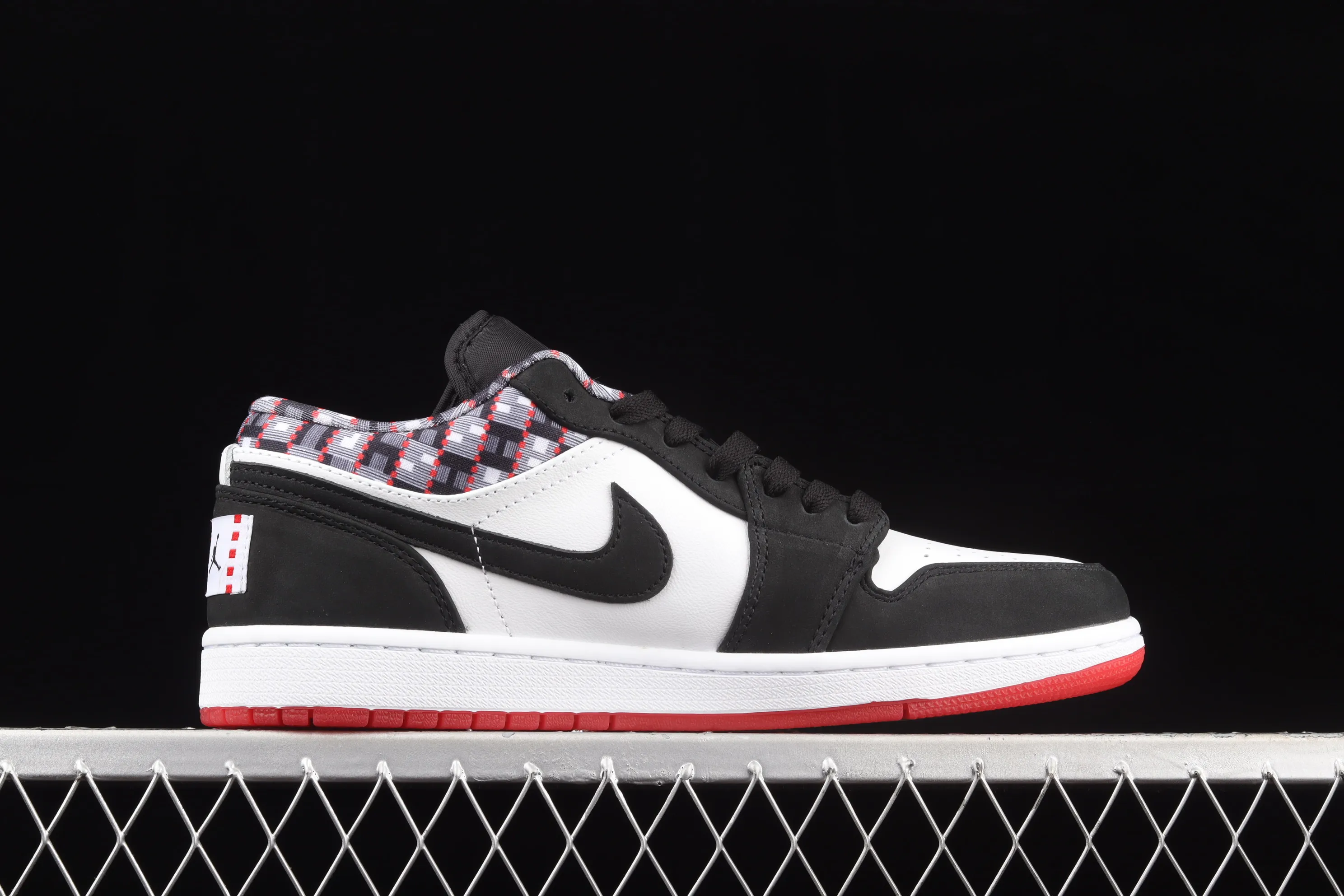 All categories Air Jordan Jordan series basketball shoes Air Jordan 1 Low G version pure original Air Jordan 1 Low AJ1 "Quai 54" Joe 1 black and white Paris low-top cultural and leisure sports sneakers DM0095-106